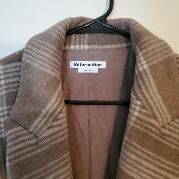 Reformation York Double Breasted Wool Blend Coat - Picture 5 of 10